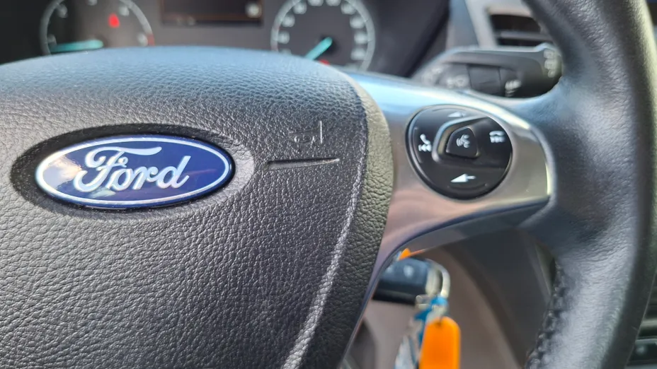 FORD Tourneo Connect Tourneo Connect 1.5 EcoBlue Trend PowerShift