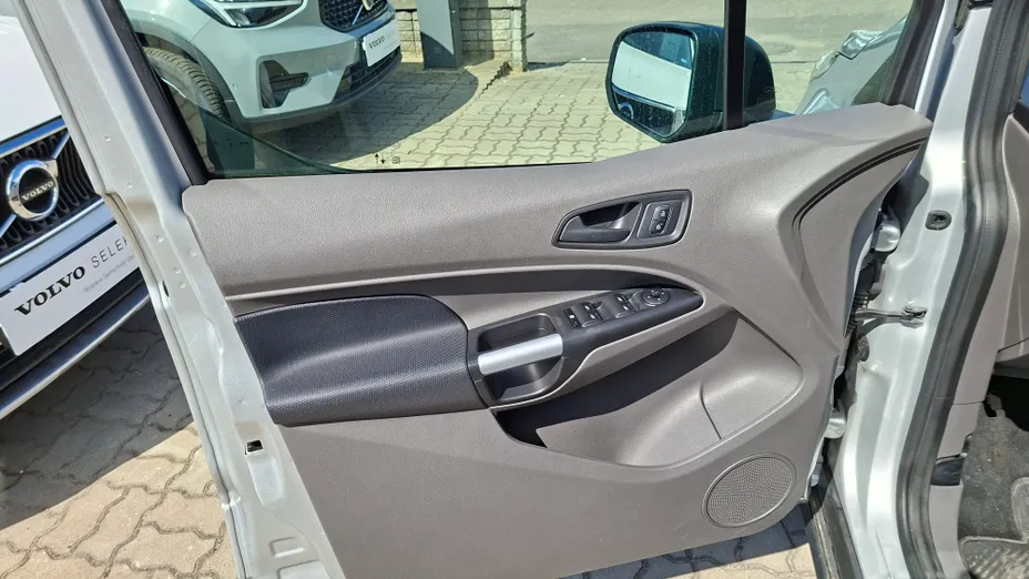 FORD Tourneo Connect Tourneo Connect 1.5 EcoBlue Trend PowerShift