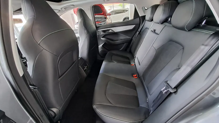 JAC J7 J7 Plus CVT Nowy