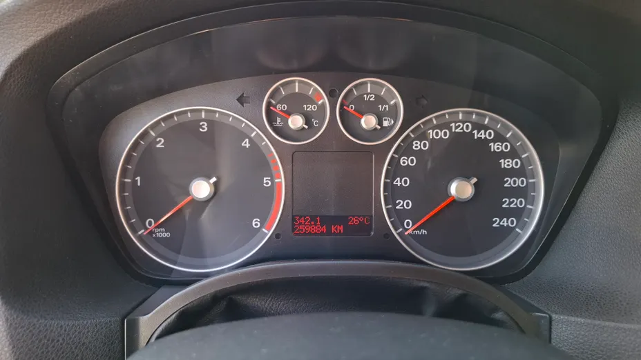 FORD Focus Focus 1.6 TDCi cDPF Trend