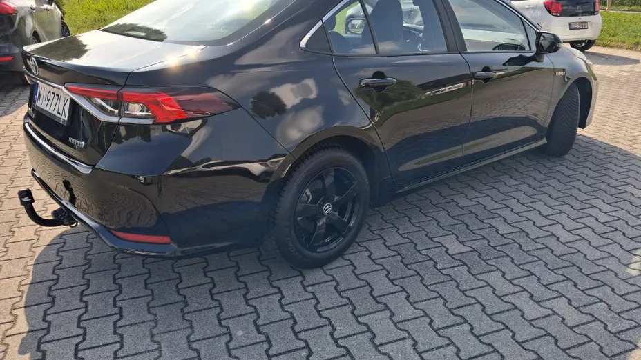 TOYOTA Corolla -