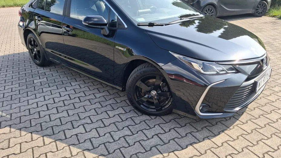 TOYOTA Corolla -