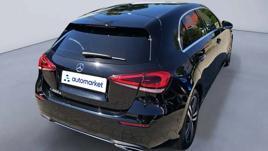 MERCEDES-BENZ A Klasa A 200 d 8G-DCT