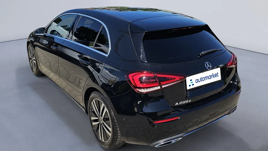 MERCEDES-BENZ A Klasa A 200 d 8G-DCT