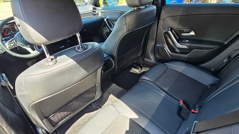 MERCEDES-BENZ A Klasa A 200 d 8G-DCT