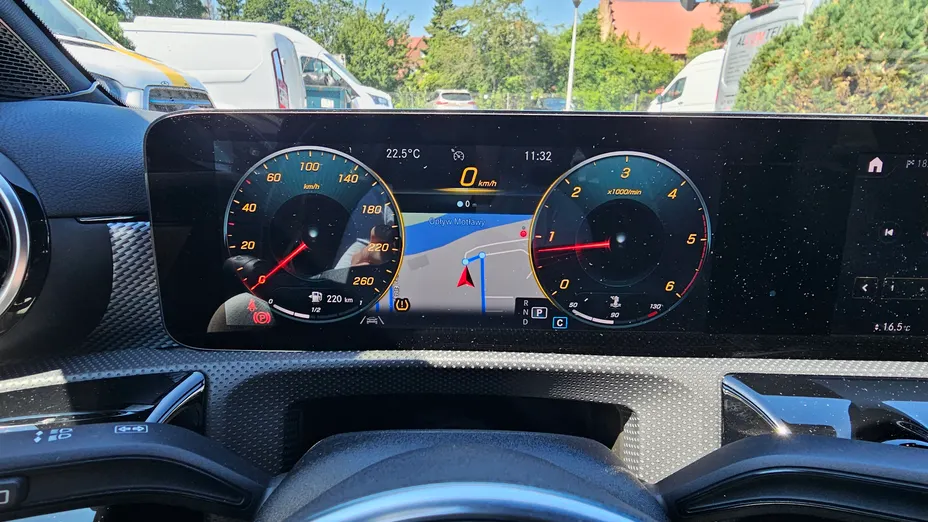 MERCEDES-BENZ A Klasa A 200 d 8G-DCT