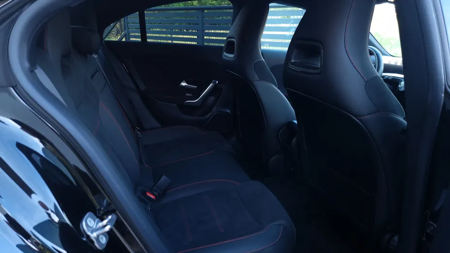 MERCEDES-BENZ CLA CLA 200 mHEV AMG Line 7G-DCT