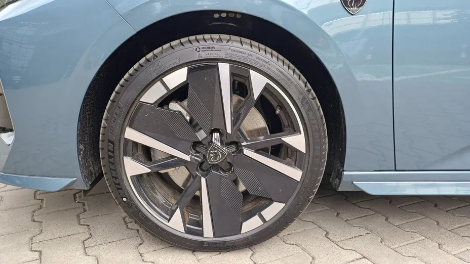 PEUGEOT 308 308 1.6 Hybrid PHEV GT e-DCS7 Nowy