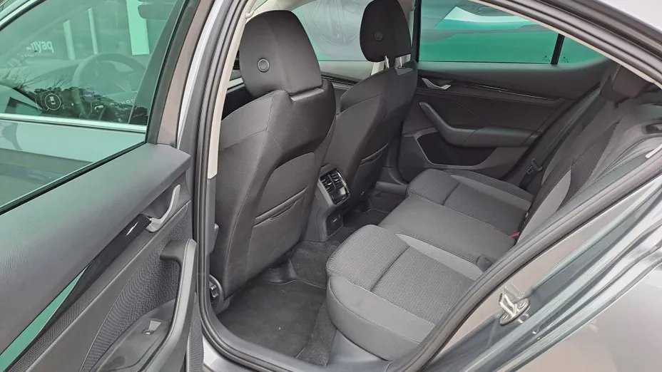 SKODA Octavia Octavia 1.5 TSI mHEV Edition 130 Selection DSG