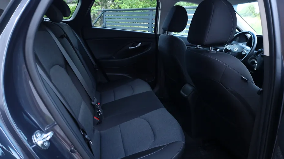 HYUNDAI i30 i30 1.5 T-GDI 48V Smart Plus DCT