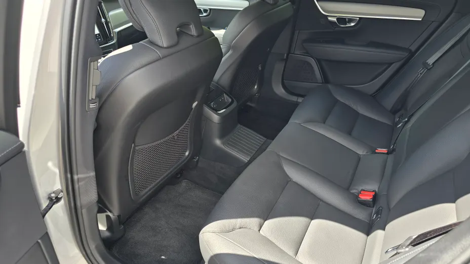 VOLVO V90 V90 T6 AWD Plug-In Hybrid Plus Bright aut