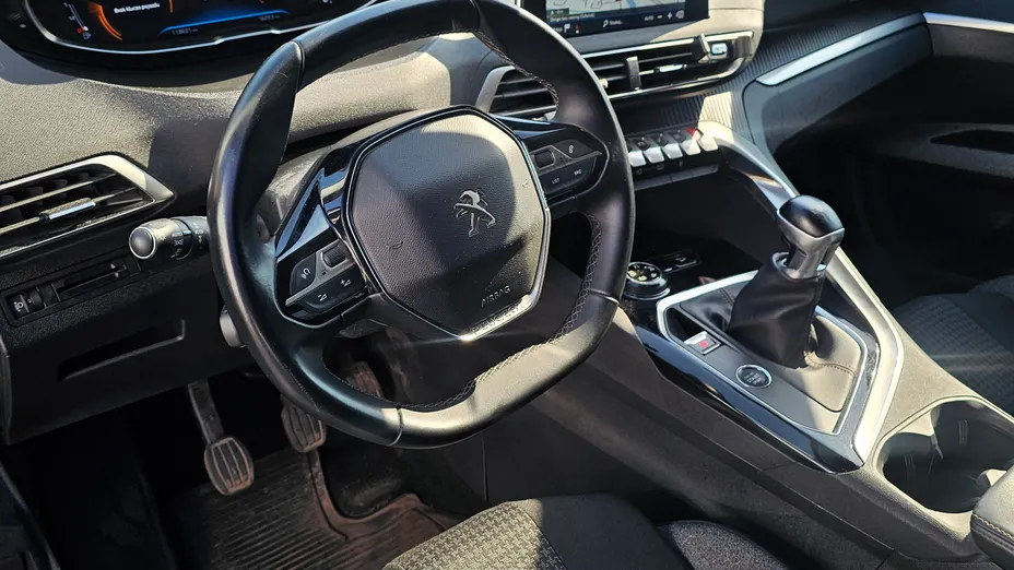 PEUGEOT 3008 3008 1.2 PureTech Active S&S