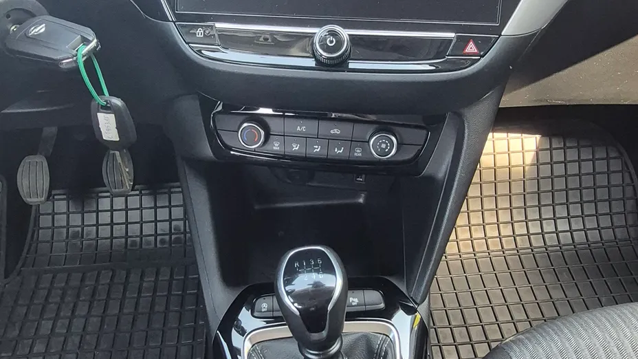 OPEL Corsa Corsa 1.2 16V Edition / Active