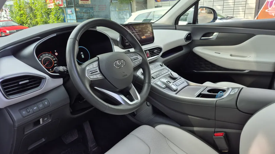 HYUNDAI Santa Fe Santa Fe 1.6 T-GDI HEV Platinum 4WD aut