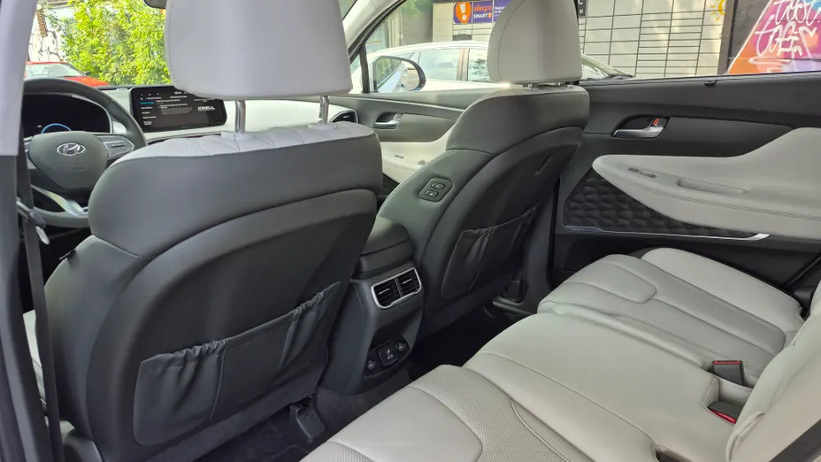 HYUNDAI Santa Fe Santa Fe 1.6 T-GDI HEV Platinum 4WD aut