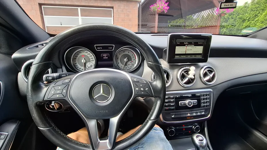 MERCEDES-BENZ GLA GLA 180 Urban