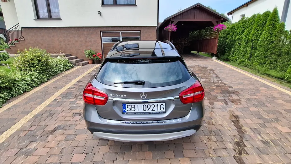 MERCEDES-BENZ GLA GLA 180 Urban
