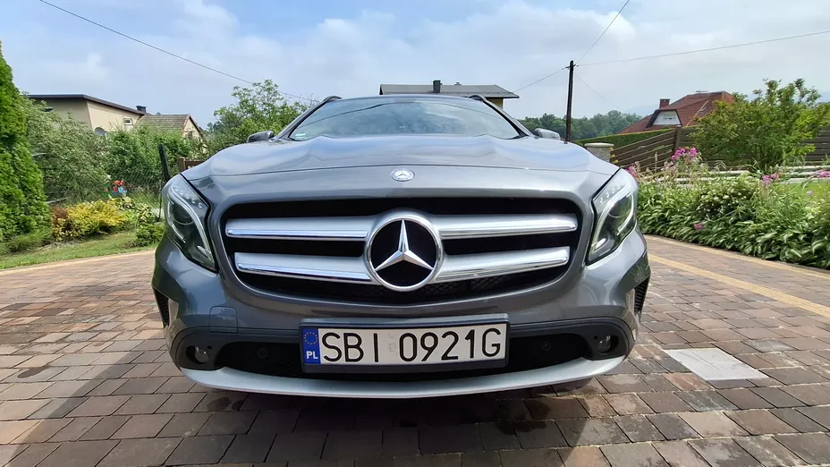 MERCEDES-BENZ GLA GLA 180 Urban