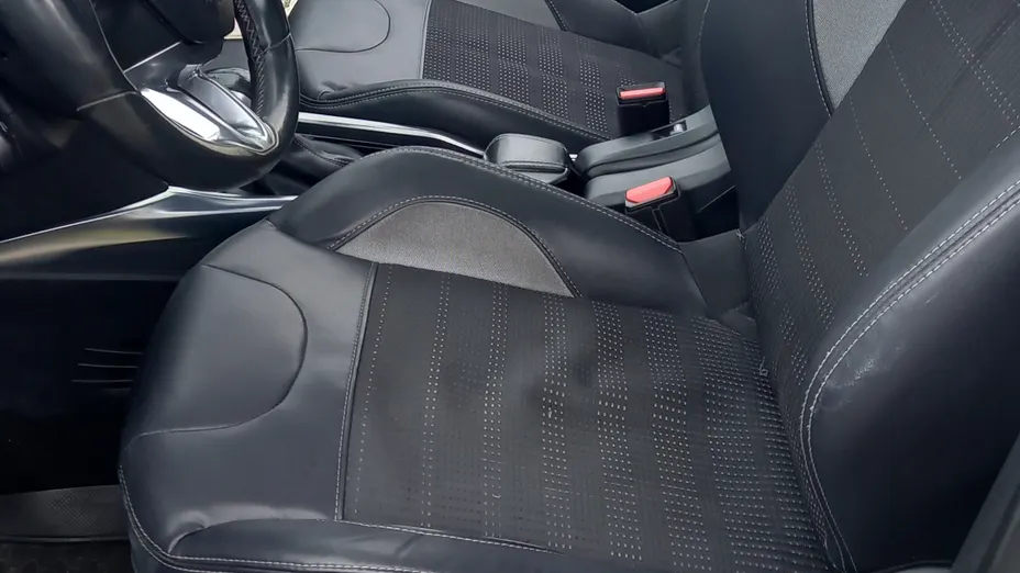 PEUGEOT 2008 2008 1.2 Pure Tech Access