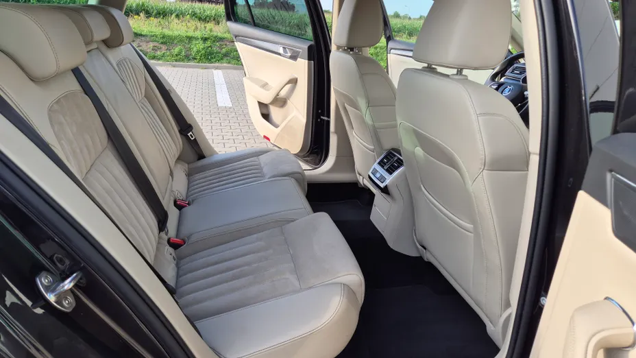 SKODA Superb Superb 2.0 TSI Style DSG