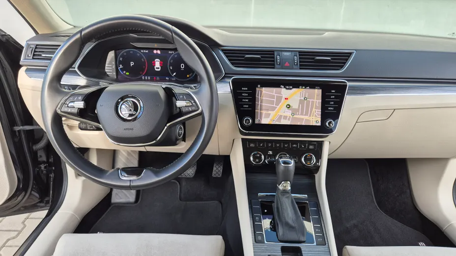 SKODA Superb Superb 2.0 TSI Style DSG