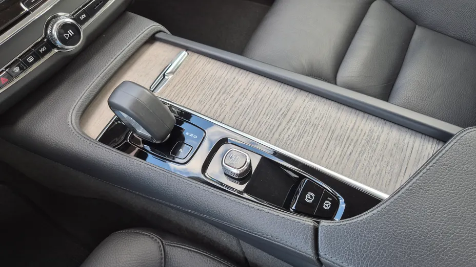 VOLVO V90 V90 CC B4 D AWD Pro aut