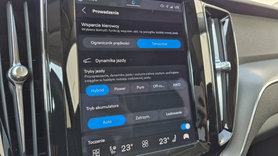 VOLVO XC60 XC60 T6 Plug-In Hybrid AWD Core aut