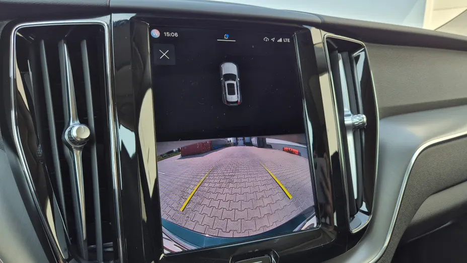 VOLVO XC60 XC60 T6 Plug-In Hybrid AWD Core aut