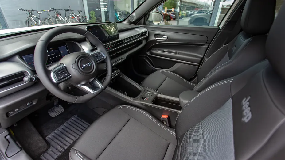 JEEP Avenger Avenger 1.2 T3 mHEV Black Edition FWD eDCT6 Nowy