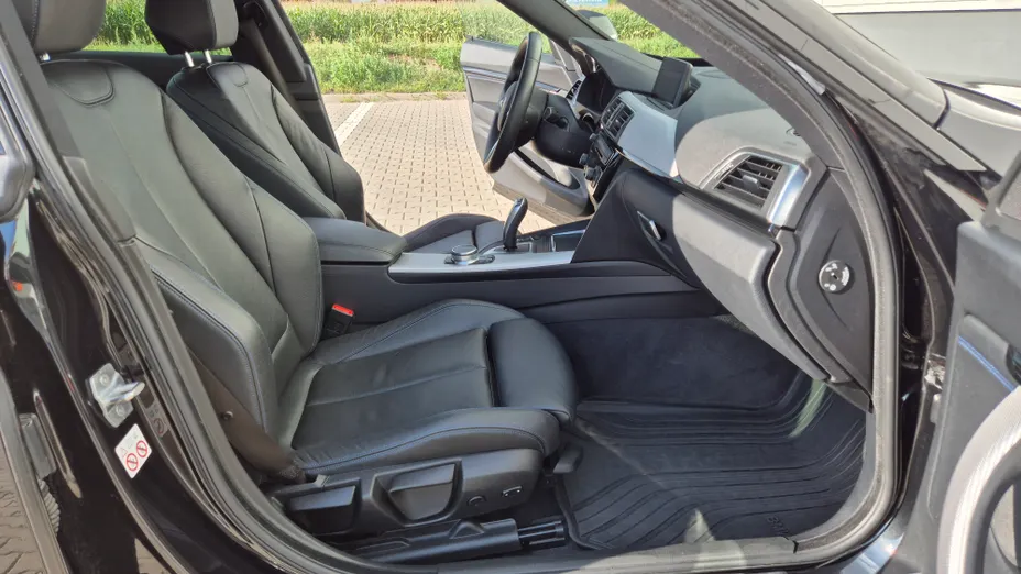BMW Seria 3 Gran Turismo 320i xDrive M Sport aut