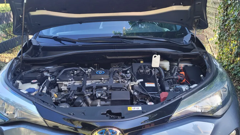 TOYOTA C-HR -