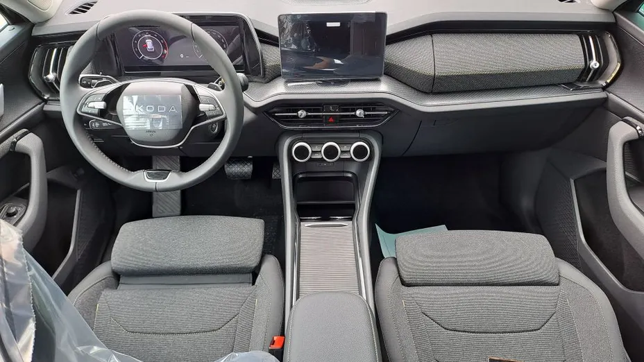 SKODA Kodiaq Kodiaq 1.5 TSI mHEV 4x2 Drive DSG Nowy