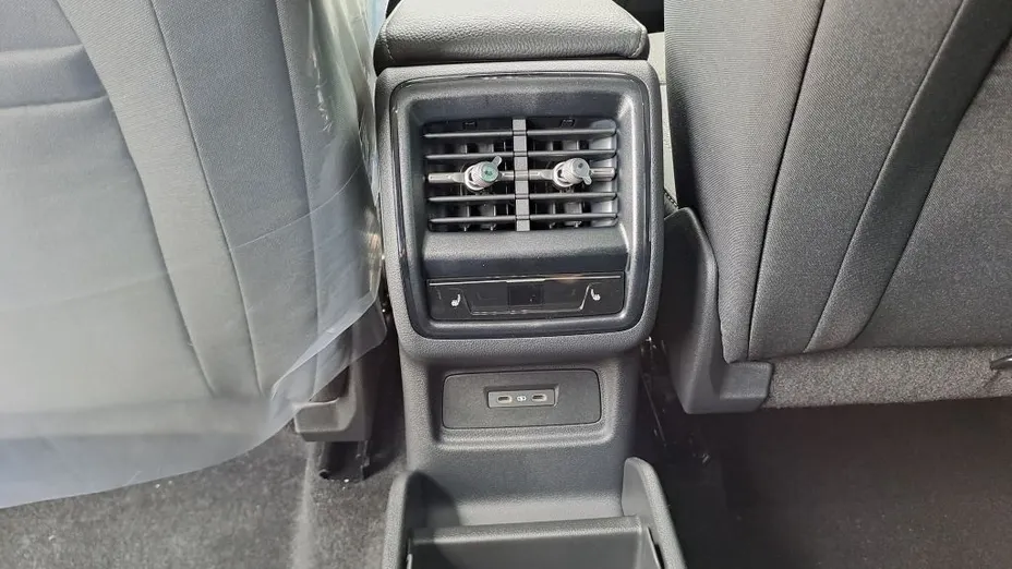SKODA Kodiaq Kodiaq 1.5 TSI mHEV 4x2 Drive DSG Nowy