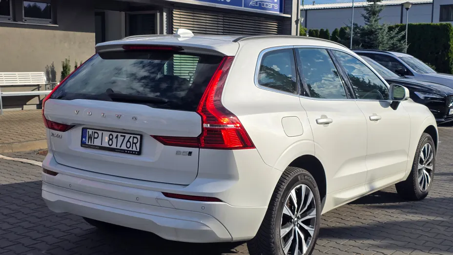 VOLVO XC60 XC60 B5 B AWD Core aut