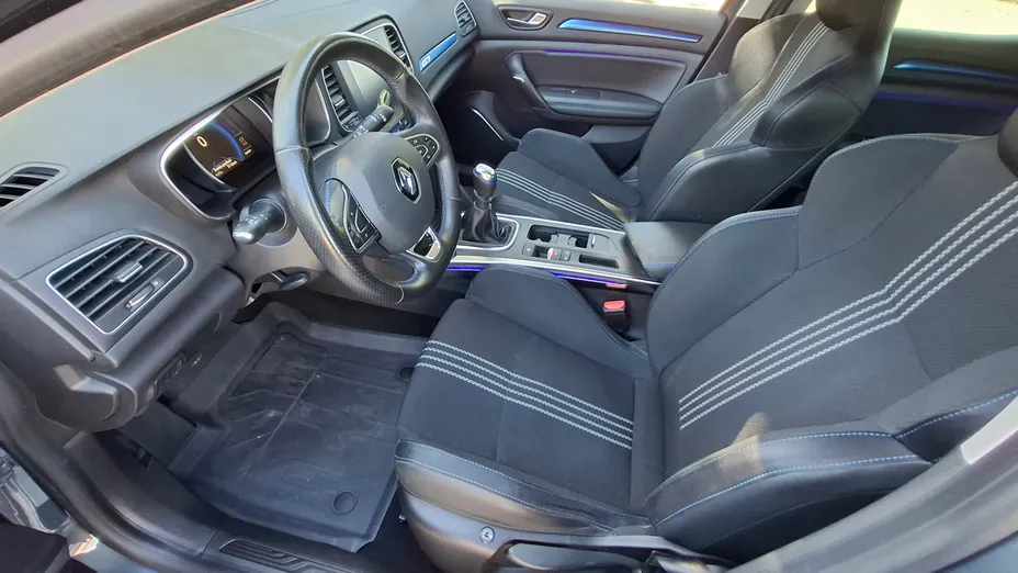 RENAULT Megane -