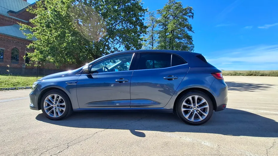 RENAULT Megane -