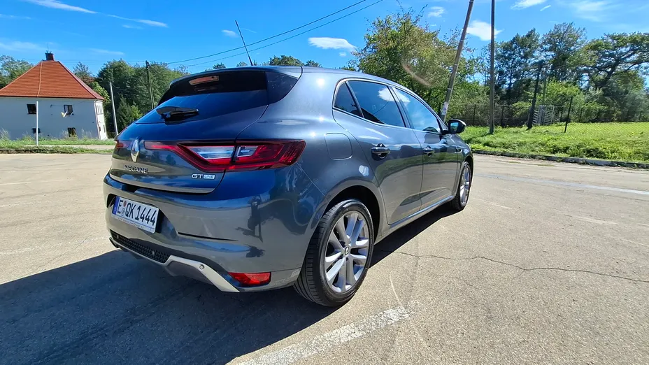 RENAULT Megane -
