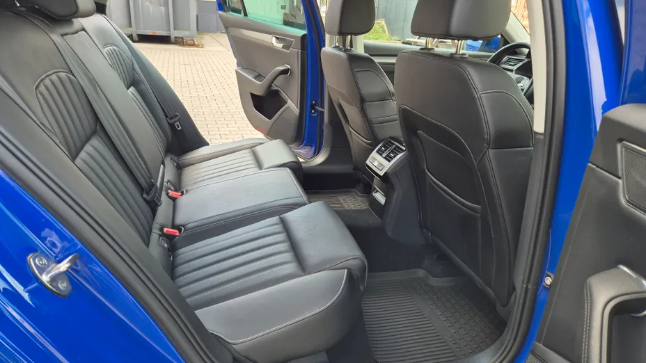 SKODA Superb Superb 2.0 TDI SCR Style DSG