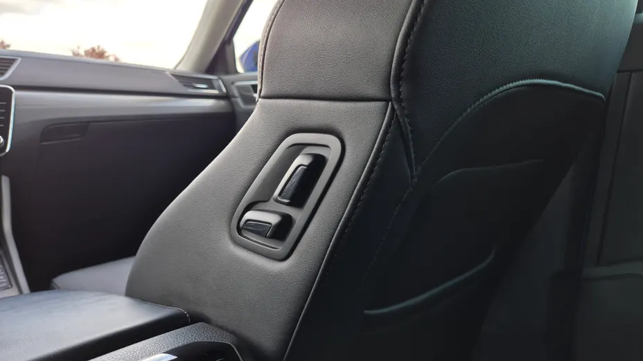 SKODA Superb Superb 2.0 TDI SCR Style DSG