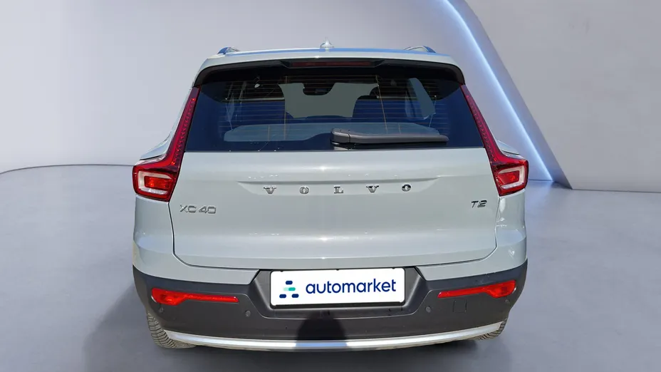 VOLVO XC40 XC40 T2 Core aut