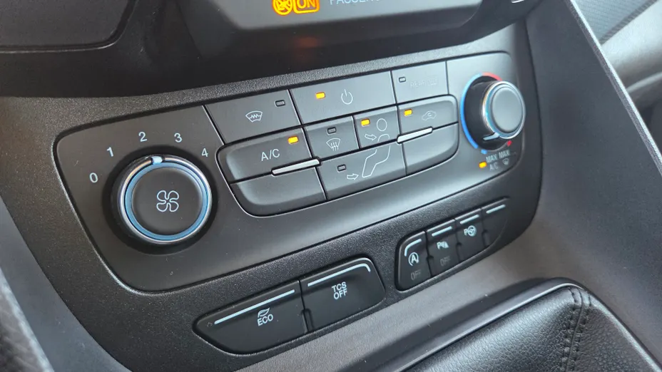 FORD Transit Connect Transit Connect 220 L1 Trend (bryg.)