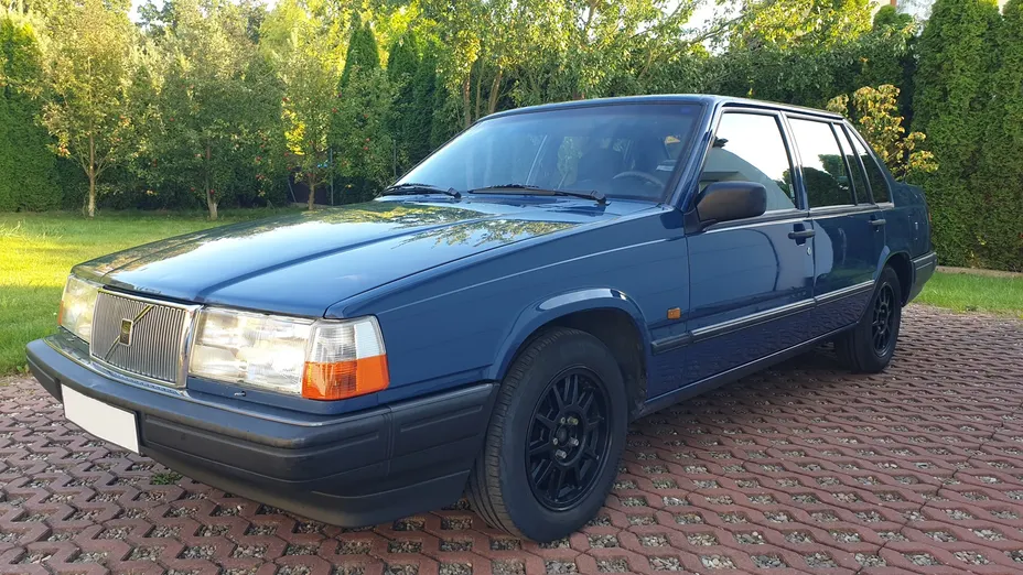 VOLVO 940 940 2.3 GLE Aut.