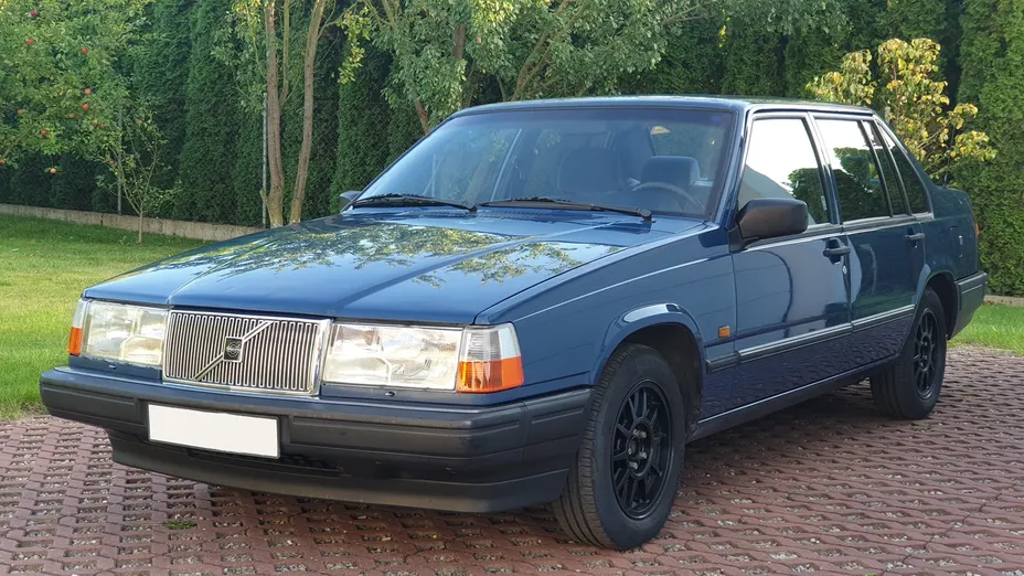 VOLVO 940 940 2.3 GLE Aut.
