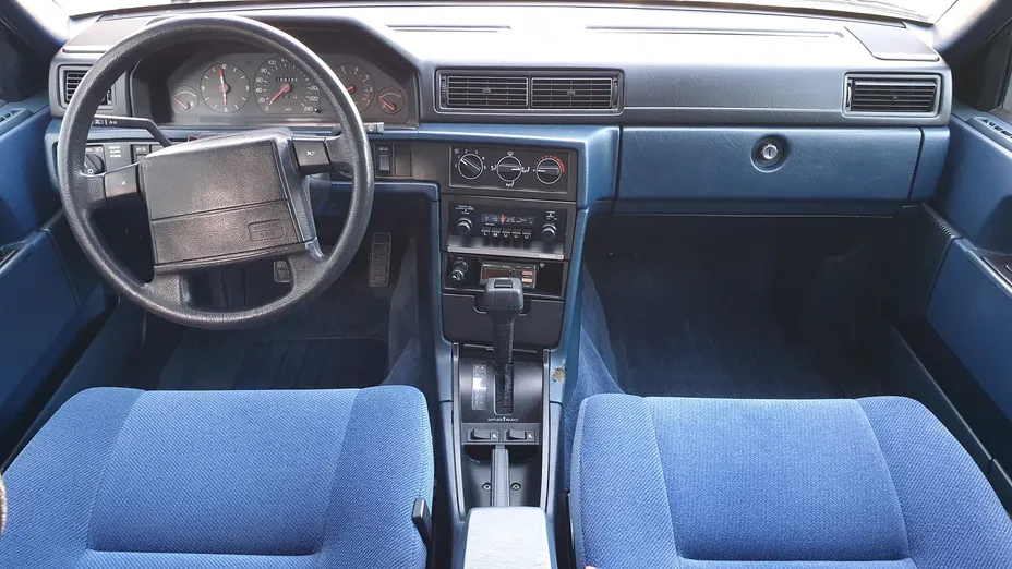 VOLVO 940 940 2.3 GLE Aut.