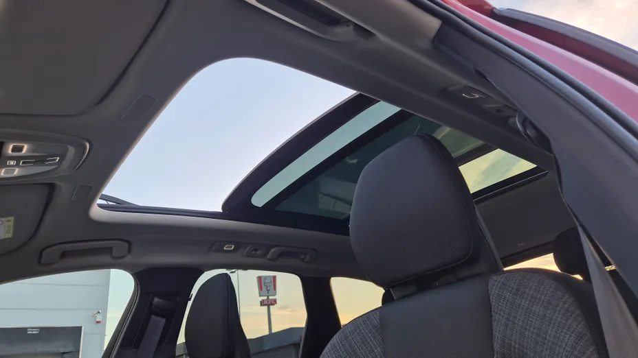 VOLVO XC60 XC60 T6 Plug-In Hybrid AWD Core aut