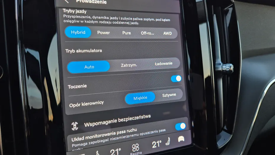 VOLVO XC60 XC60 T6 Plug-In Hybrid AWD Core aut