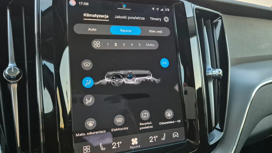 VOLVO XC60 XC60 T6 Plug-In Hybrid AWD Core aut