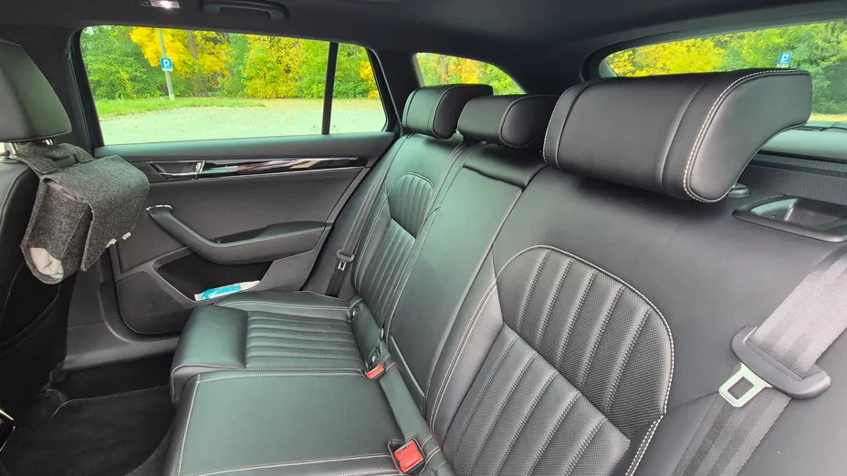 SKODA Superb Superb 2.0 TDI L&K DSG7