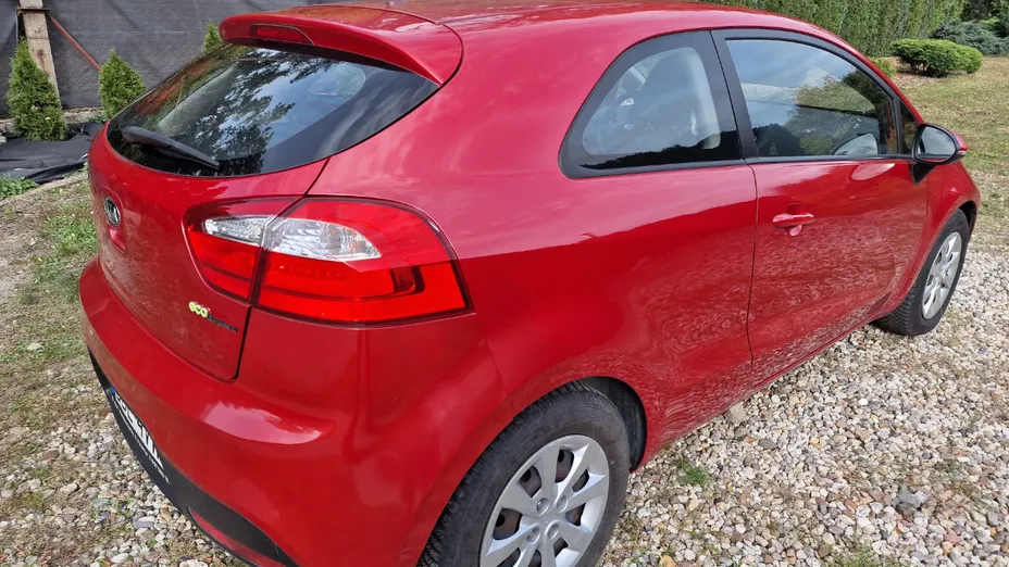 KIA Rio -