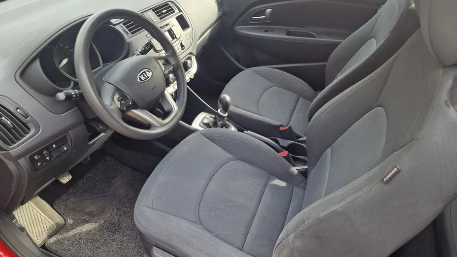 KIA Rio -